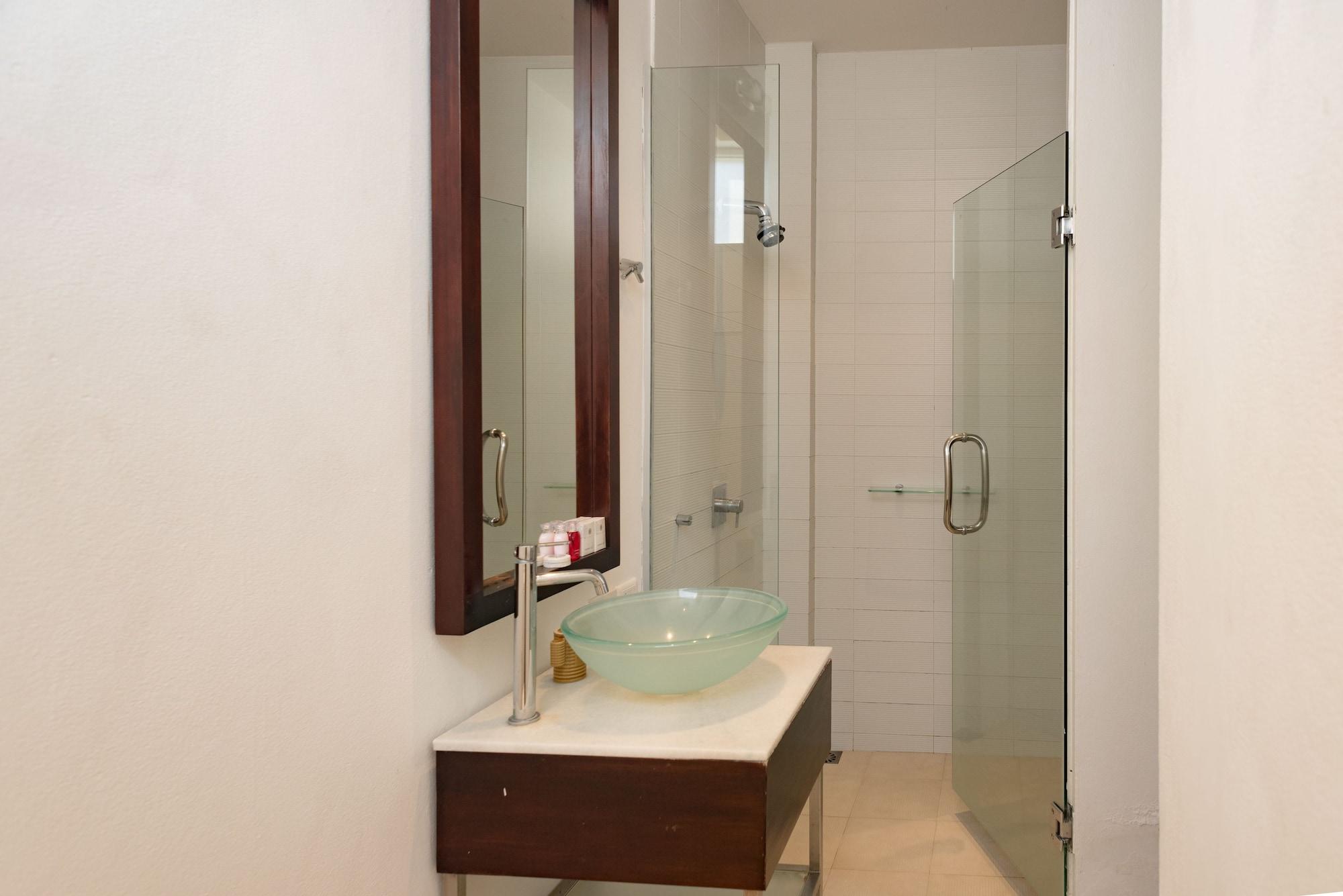Mandalai Hotel 3*